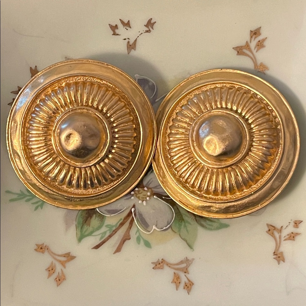Vintage Les Bernard VO Oversized Hammered Disc Runway Clip-on Earrings